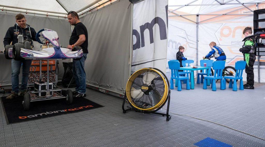 Mobiele ventilator inzetten