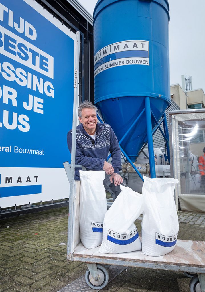 Bouwmaat Silo gebruiksklare specie