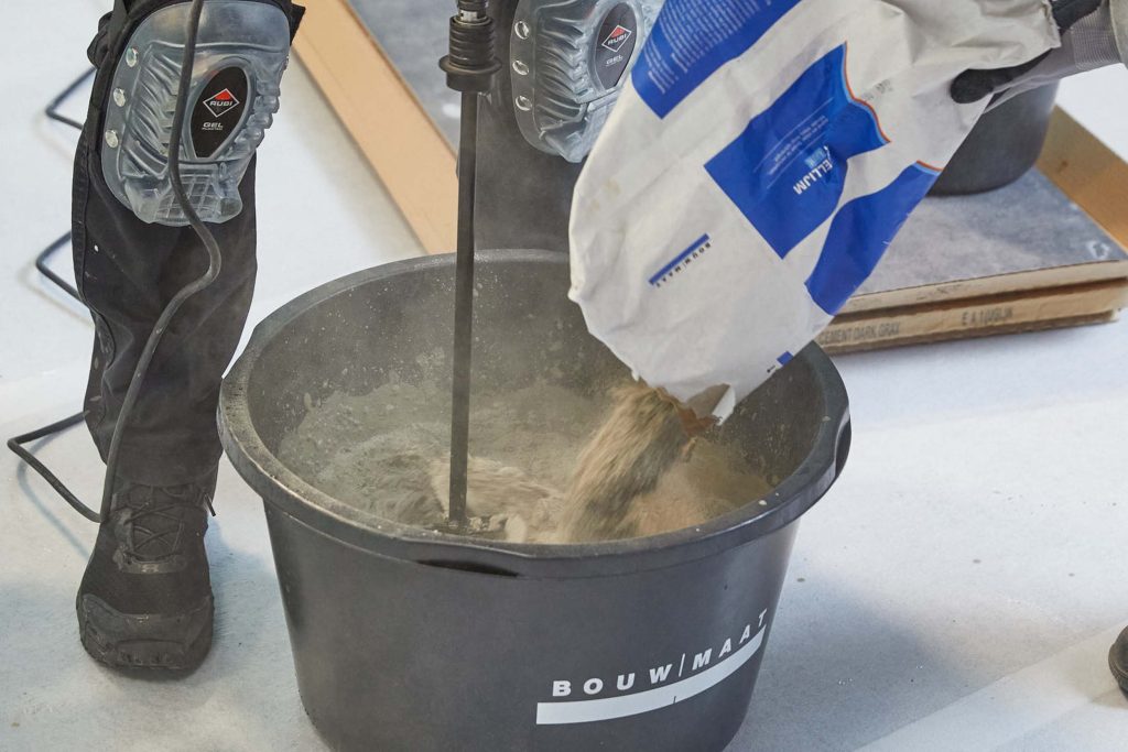 Grootformaat tegelklus