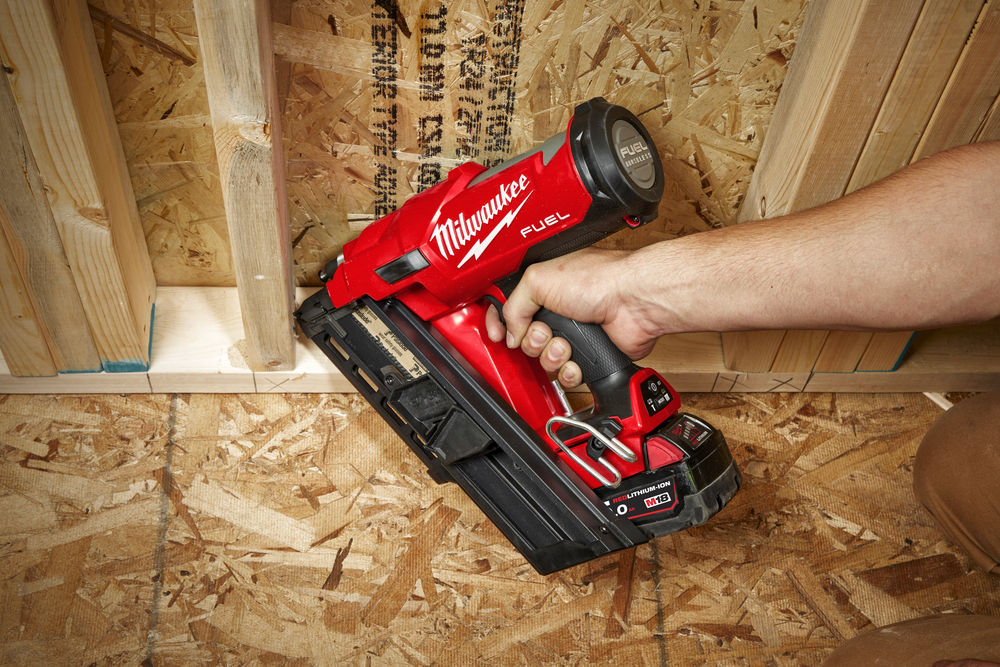 Milwaukee M18 FFN-0C, constructie tacker
