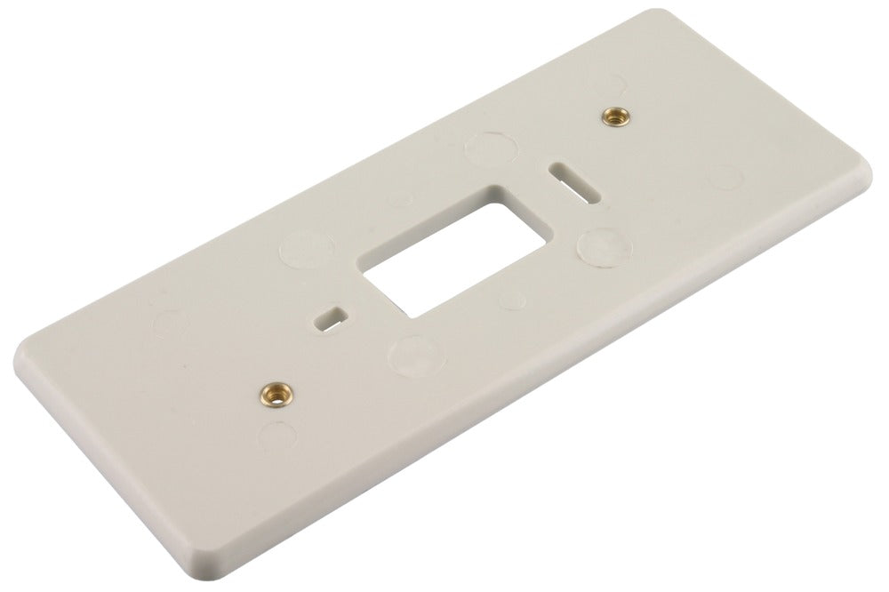 Berker Montageplaat Felsmoer M4 3-Voudig Polarwit-571233