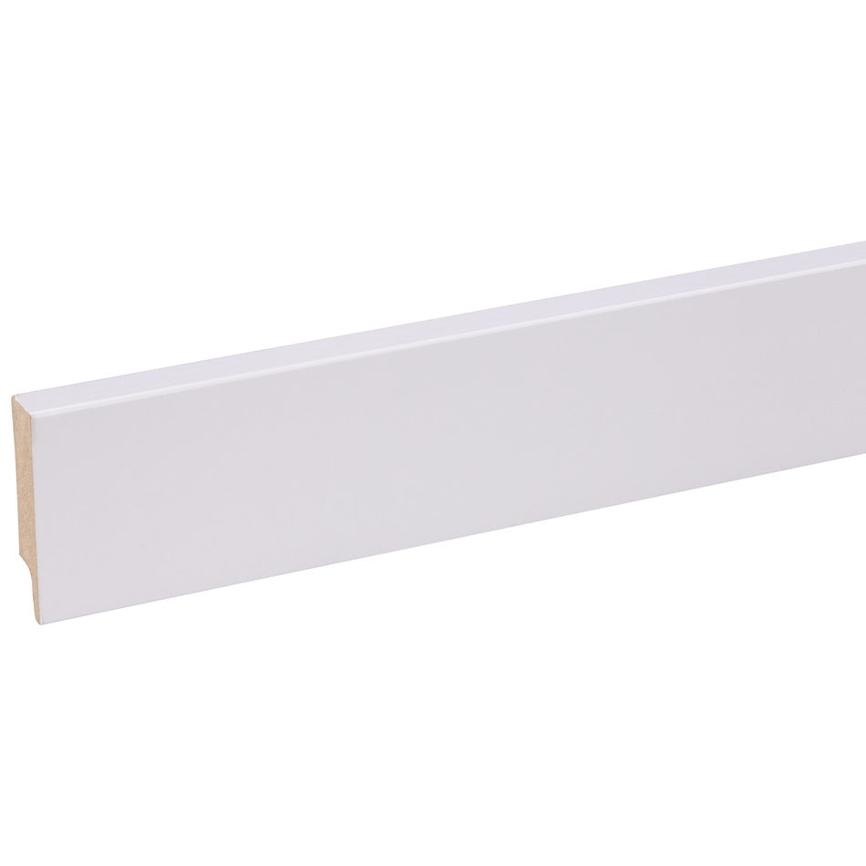 Plint Wit Gegrond 18x82x2400mm 70% PEFC-572378