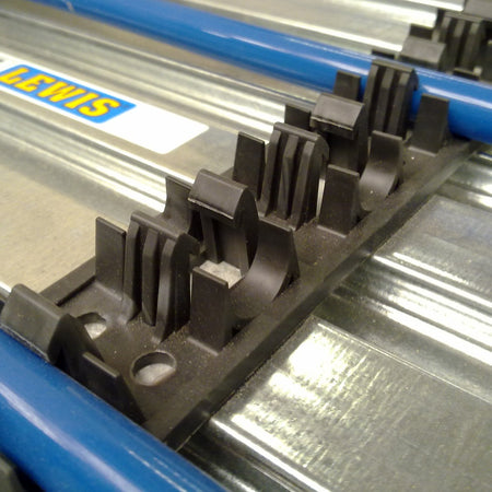 Lewis Klemrailsysteem voor Vloerverwarmingsbuis 16-20 mm 120cm-591310