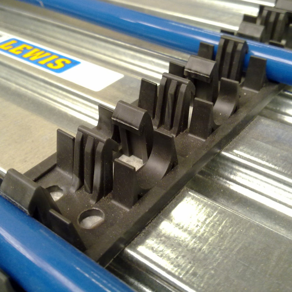 Lewis Klemrailsysteem voor Vloerverwarmingsbuis 16-20 mm 120cm-591310
