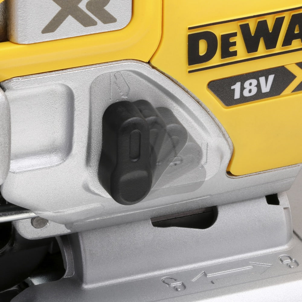DeWALT XR Brushless Decoupeerzaag DCS334NT-XJ 18V-754718