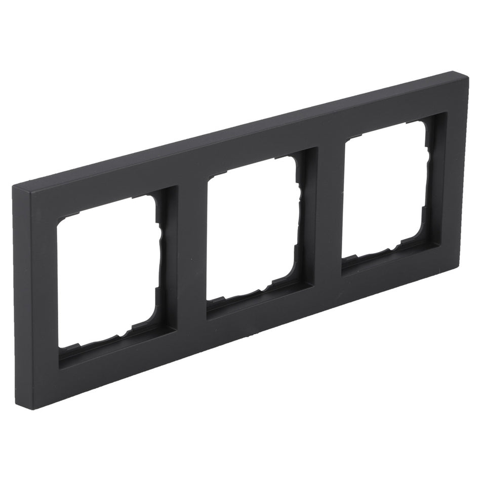 Gira Afdekraam E2 Inbouw 3-Voudig Zwart Verticaal/Horizontaal-759817