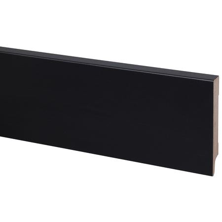 Plint Zwart 18x120x2400mm 70% PEFC-772058