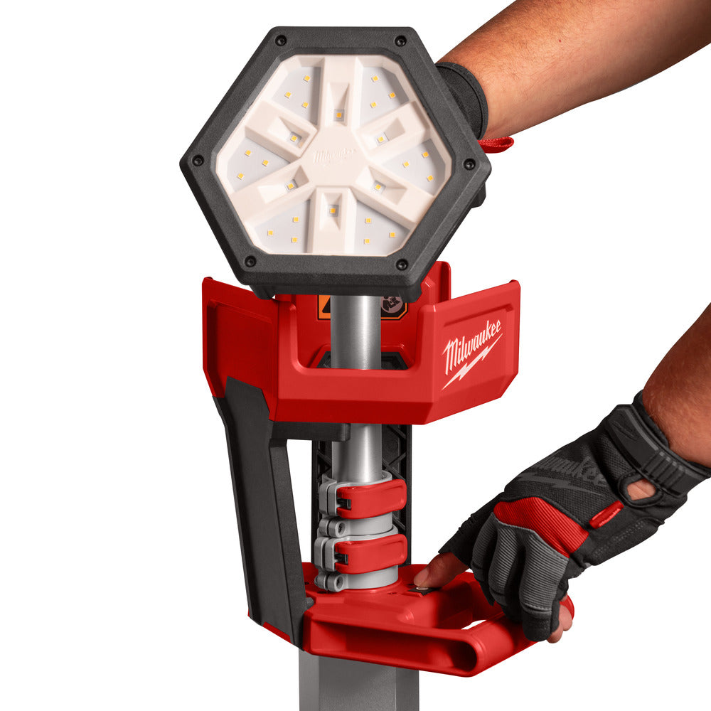 Milwaukee Staande Lamp M18 SAL2-0 2800Lm-820946