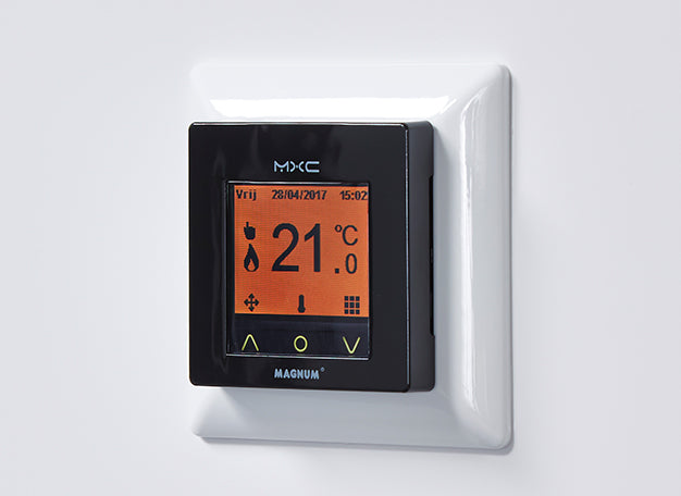 Digitale thermostaat voor het regelen van elektrische vloerverwarming in de badkamer - media 3