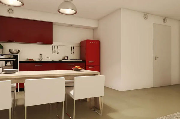 De woonkamer en keuken 